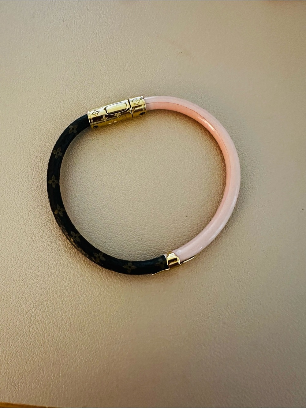 Louis Vuitton Women's Daily Confidential Pink and Brown Bangle Bracelet - Picture 4 of 5